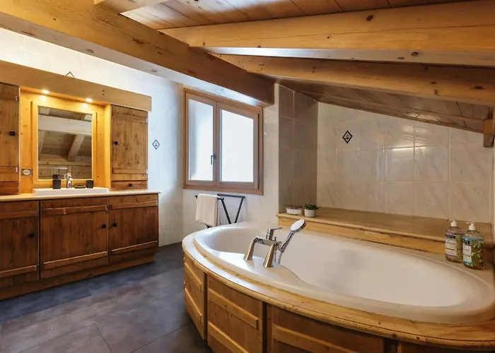 Grosse Pierre 180m2 Cheminee Jacuzzi Vue Taconnaz Les Houches
