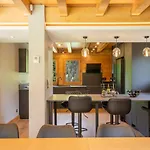 Grosse Pierre 180m2 Cheminee Jacuzzi Vue Taconnaz Domek alpejski