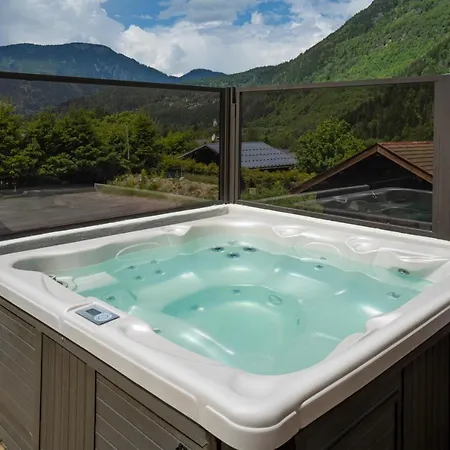 Grosse Pierre 180m2 Cheminee Jacuzzi Vue Taconnaz شاليه *